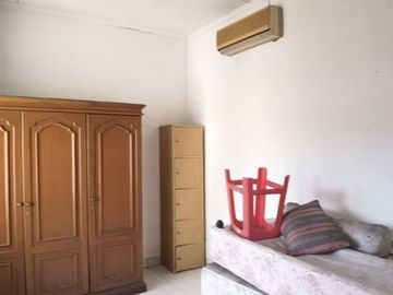Dijual Rumah Hitung Tanah Villa Melati Mas Blok P Tangerang Selatan