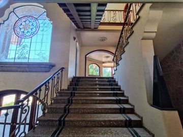 Casa para remodelar en Puerta de Hierro
