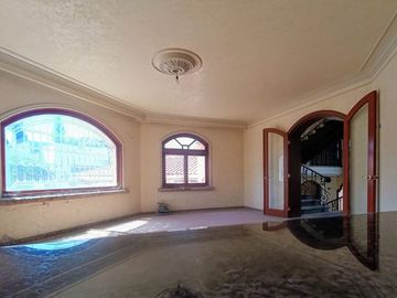 Casa para remodelar en Puerta de Hierro