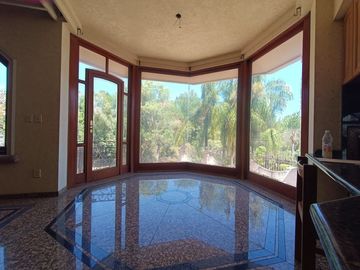Casa para remodelar en Puerta de Hierro