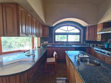Casa para remodelar en Puerta de Hierro