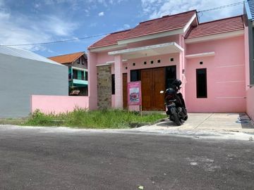 Dijual Rumah Siap Huni di Depan RS Tegalyoso Hanya 300 JTan