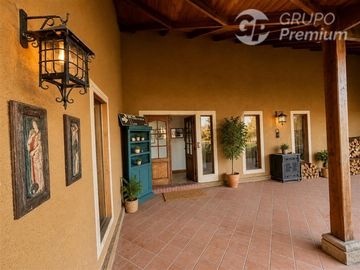 Exclusiva y amplia propiedad con dos casas Los Pinos Reñaca