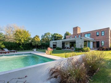Casa - Villa Allende