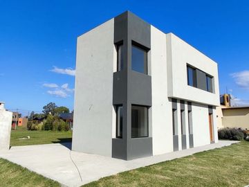 VENTA DE CASA EN Miramar