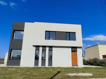 VENTA DE CASA EN Miramar