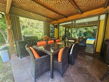 Casa en venta de 5 dorm. en Huechuraba