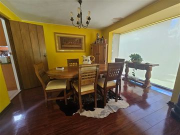 Casa en venta de 5 dorm. en Huechuraba