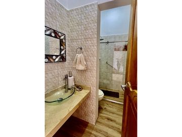 EXTRAORDINARIA CASA DE CAMPO. 12.800 M2 , 700 M2 CONSTRUIDOS. CIRCASIA