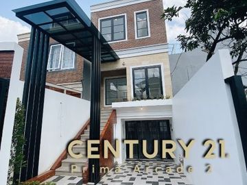Rumah Cantik Brand New 2 Lantai di Jl. Kesehatan Bintaro Jaksel 6132