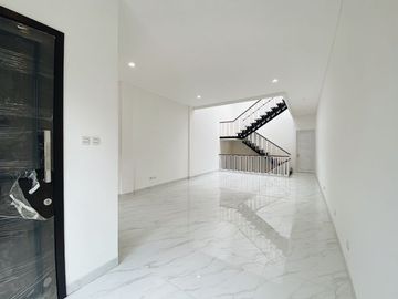 Rumah Cantik Brand New 2 Lantai di Jl. Kesehatan Bintaro Jaksel 6132