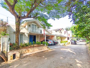 Rumah 2 Carport 8 Menit ke RSIA Bina Medika Bintaro Siap KPR J-47512