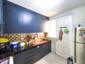 Rumah 2 Carport 8 Menit ke RSIA Bina Medika Bintaro Siap KPR J-47512
