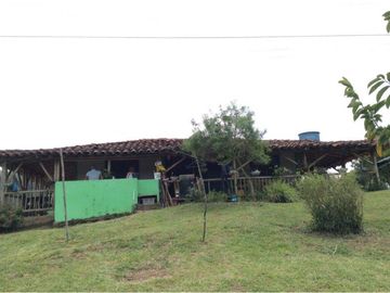 Venta De Finca . Piedras De Moler. Alcala Valle