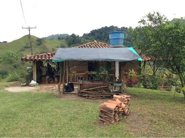 Venta De Finca . Piedras De Moler. Alcala Valle