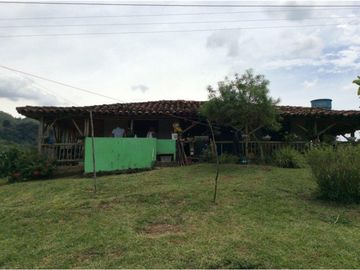 Venta De Finca . Piedras De Moler. Alcala Valle