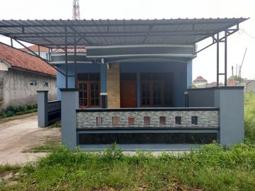 Rumah Klaten Tengah, Cantik Siap Huni