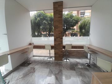 apartamento en arriendo en santa paula-usaquén. Cod A5155