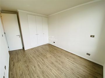 2 dorm. 1 Baño. Bodega. Pintado Linda vista Metro Agrícola