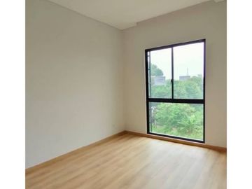 Rumah Mewah di Townhouse Pinang Residence Jakarta Selatan