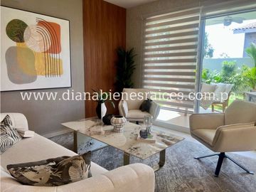 Se vende casa nueva en Panamá Pacifico