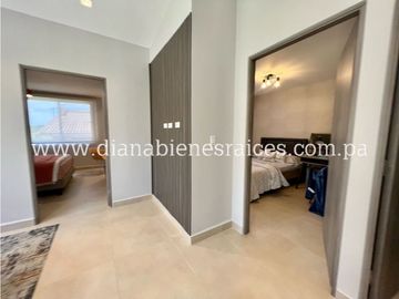 Se vende casa nueva en Panamá Pacifico