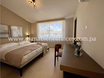 Se vende casa nueva en Panamá Pacifico