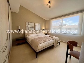 Se vende casa nueva en Panamá Pacifico