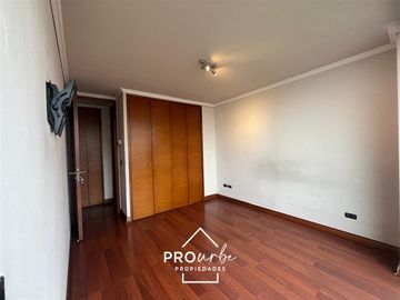 Departamento 1 dorm, estac y bodega. Metro Hdo de Magallanes