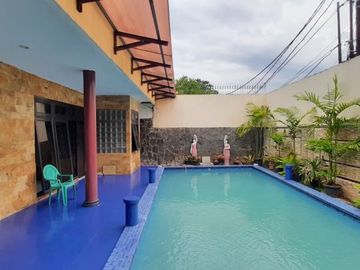 DIJUAL RUMAH (Siap Huni/Ada Kolam Renang) LOKASI SANGAT TENANG DI JL. MPR CILANDAK BARAT JAKARTA SELATAN