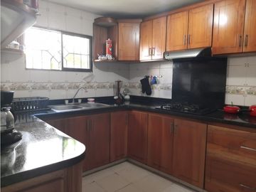 VENTA CASA ESQUINERA BARRIO DELICIAS