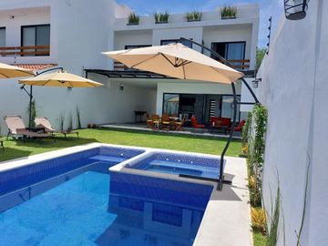 Casa en VENTA en Fraccionamiento en Tequesquitengo, Morelos