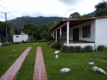 casa campestre en venta en chinacota. Cod V9492
