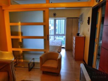 For Sale: 1BR Condo Unit in BGC