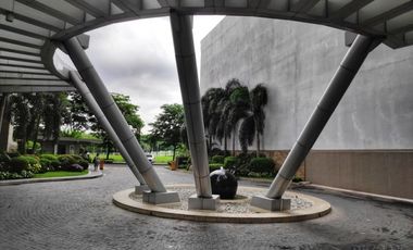 For Sale: 1BR Condo Unit in BGC