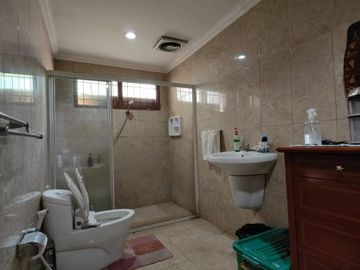 DIJUAL RUMAH ZONA KOMERSIAL JL BEND JATILUHUR, BENDHIL