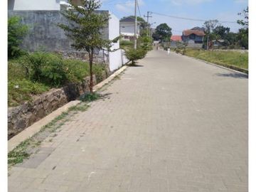 CLUSTER Elit di Bandung Timur Kota Bandung Cilengkrang dengan Model Rumah Classic Eropa Keren
