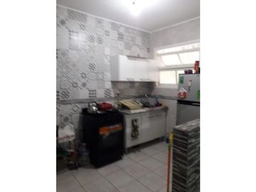 Dto.3 amb.PB.Frente-Muy luminoso-Cocina independiente-Muy buen estado