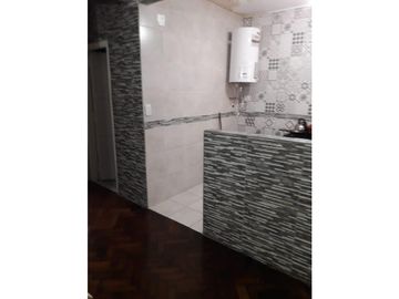 Dto.3 amb.PB.Frente-Muy luminoso-Cocina independiente-Muy buen estado