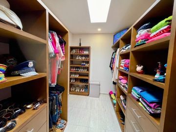 Hermosa Residencia en Condominio