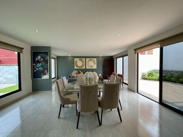 Hermosa Residencia en Condominio