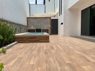 Hermosa Residencia en Condominio