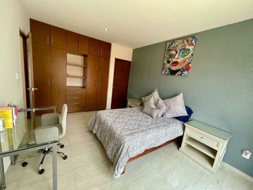 Hermosa Residencia en Condominio