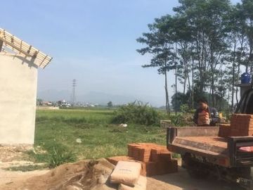 Rumah murah dekat pinggir jalan utama