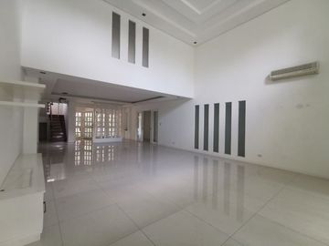4 Bedroom House for Lease in Dasmarinas Village
