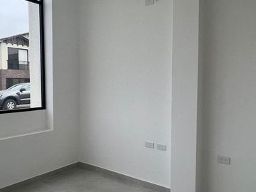 VENTA CASA ISLA CELESTE ETAPA ESTRIBOR (CMC)