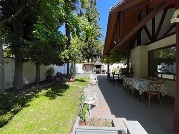 Casa en Venta en Valle Paraiso - Los Trapenses