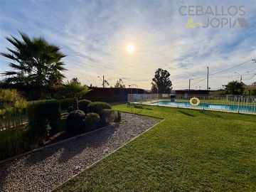 Casa en venta de 3 dorm. en Villa Alemana
