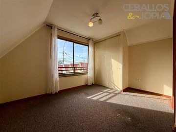 Casa en venta de 3 dorm. en Villa Alemana