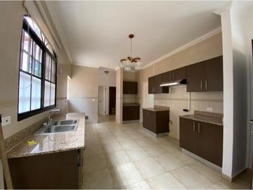 Venta de Casa en Clayton (Clayton Village) GTA